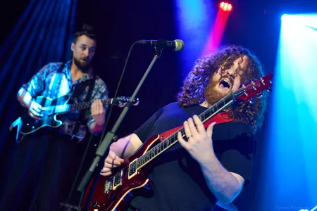 Dan and the Middle Men