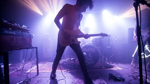 Indian Askin in de Extase