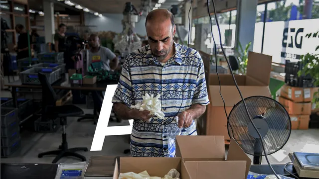 Statushouder aan het werk