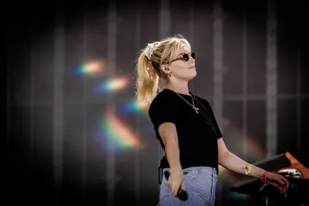 London Grammar live op Lowlands 2025