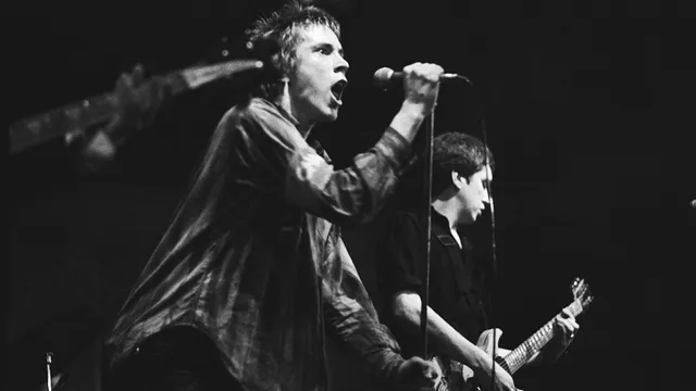 Sex Pistols in Paradiso (1977) -  Koen Suyk; Nationaal Archief, Den Haag, Rijksfotoarchief Fotocollectie Algemeen Nederlands Fotopersbureau (ANEFO)