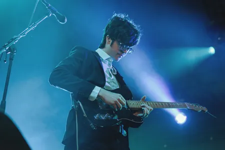 Car Seat Headrest live op Lowlands 2017