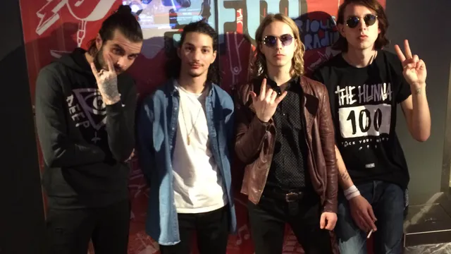 The Hunna live in 3voor12 Radio