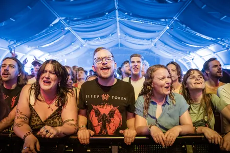 Soft Play in de India op Lowlands 2024