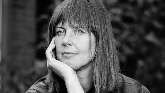 Regisseur van de documentaire Moeder aan de lijn