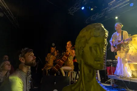 How to Throw a Christmas Party, donderdag 22 december 2022 @ De Helling