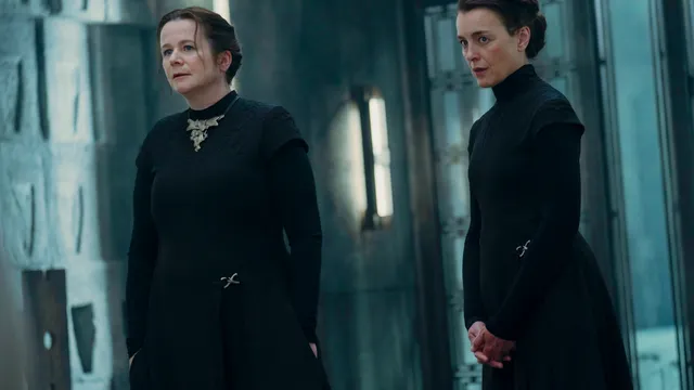 Valya Harkonnen (Emily Watson) en Tula (Olivia Williams)