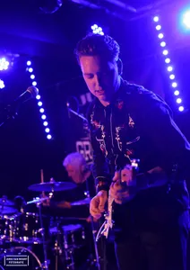 Junior and the Greyhounds