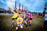Vrolijke bezoekers op Lowlands 2019