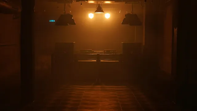 DJ-Booth in BASIS