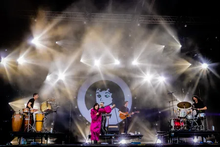 Sylvie Kreusch op Pinkpop 2022 door Ben Houdijk