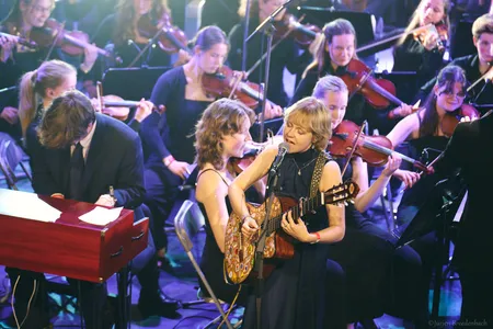 Moonloops en Frysk Jeugdorkest tijdens Fenix Festival