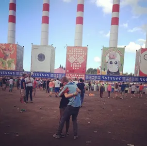 Een spontane knuffel met een wildvreemde