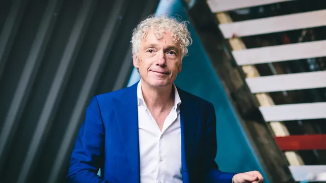 DJ Spinvis ofwel Erik de Jong