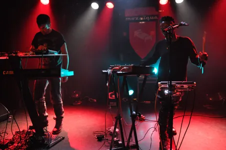 Light Asylum op Motel Mozaique 2012