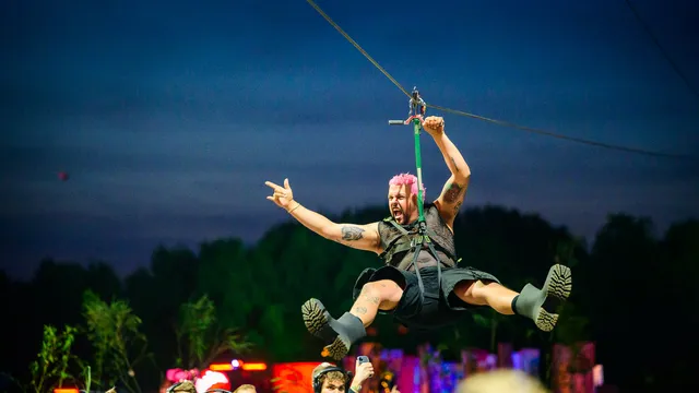 Goldband in de Alpha op Lowlands 2024