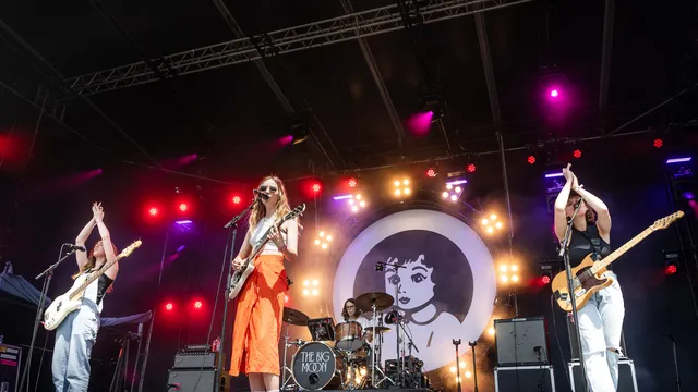 The Big Moon op Stage Four tijdens Pinkpop 2023