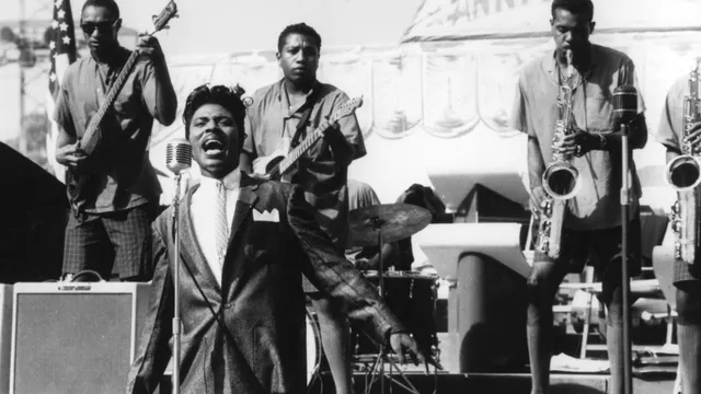 Little Richard erlangte nationale Bekanntheit und kommerziellen Erfolg im Jahr 1955 mit seinem Hit „Tutti Frutti“.