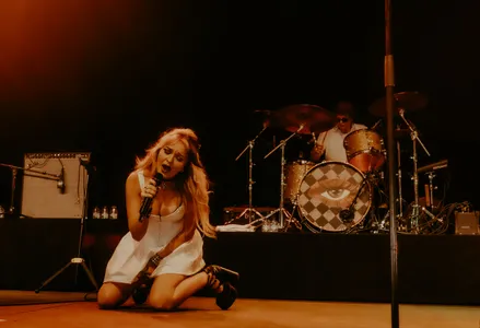 Luvcat op Lowlands 2025