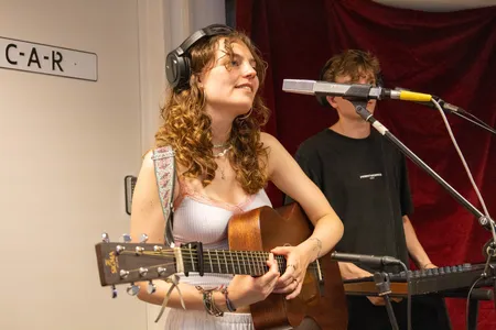 Iris Jean The Basement RTV 80|