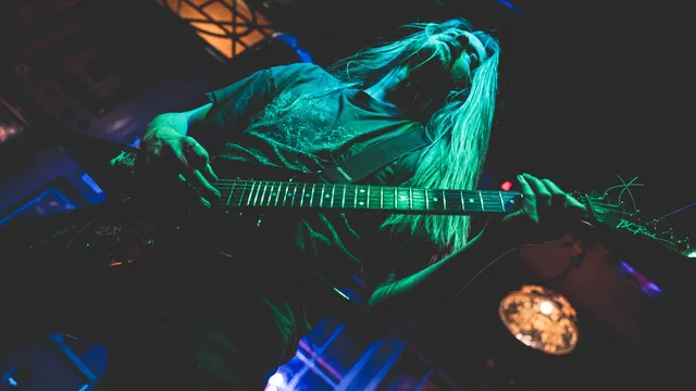 Gitarist  Deadspeak