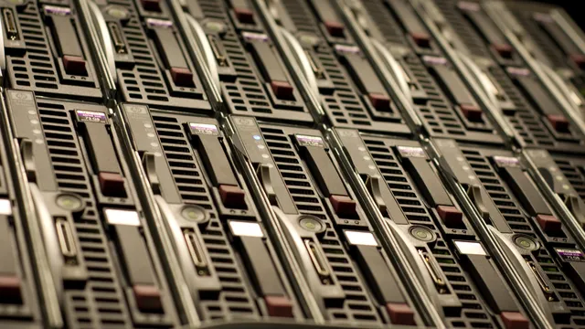 Blades, gothopotam, CC BY 2.0, Flickr