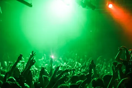 Kiki_jobjobse_lofi_crowd_2