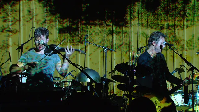 dEUS
People's Place  Amsterdam
26 juni 2012