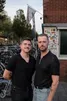 Twee mannen voor een club