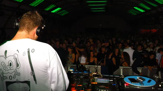 Dj Woody in de X-Ray op Lowlands 2016