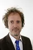Ronald Snijders kijkt de camera in.