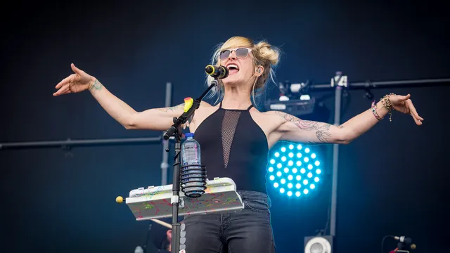 Walk Off The Earth op Pinkpop 2016