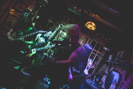 Headless Hunter op het podium