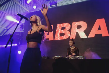 ABRA live op Lowlands 2017