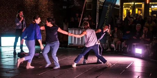 Arnhemse Meisjes - Nijmeegse Kunstnacht 2019