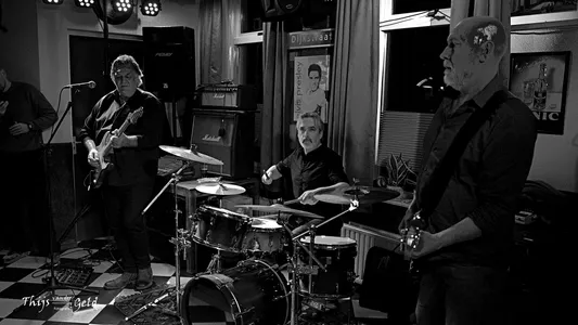 Gino & The Bulldoze Band