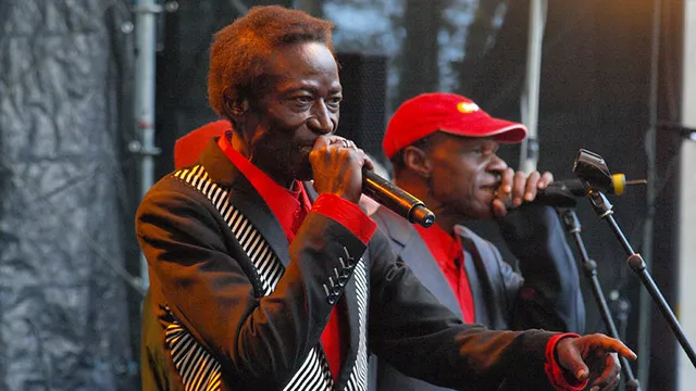 Orchestre Les Mangelepa op Afrika Festival Hertme