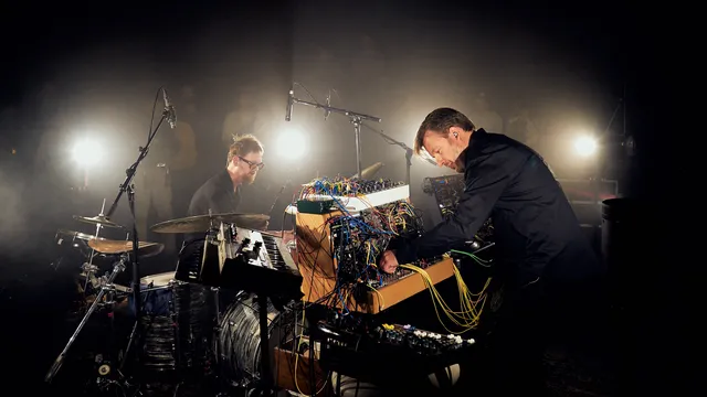 Presentatie WAVETABLER, woensdag 5 april 2023 @ FLUOR