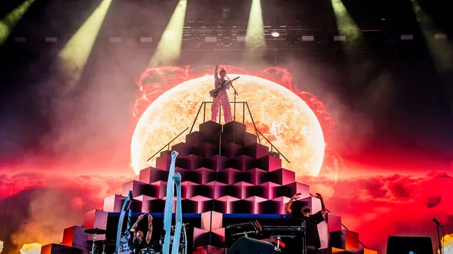 Machine Gun Kelly op het Noordpodium tijdens Pinkpop 2023