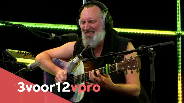 Fink live in 3voor12 radio