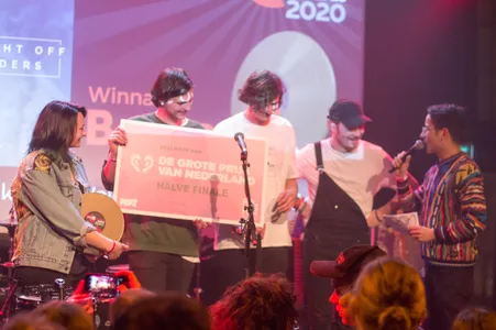 Snow Coats: Award voor Beste album