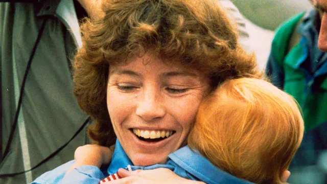 Foto van Anna Fisher en haar dochter Kristin