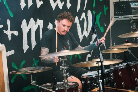 Throwing Bricks @ Murf/Murw Festival