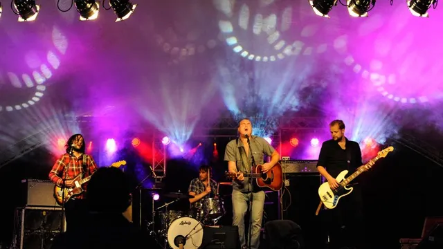 D Deadly live op Beaverfest